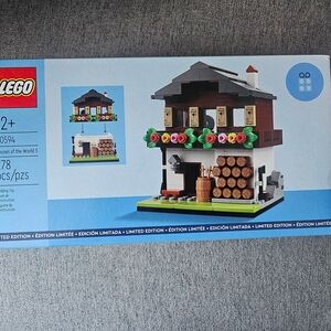 LEGO Limited Edition Lodge with Brown and Green Details
